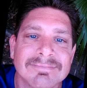 Meet your Posher, Dennis